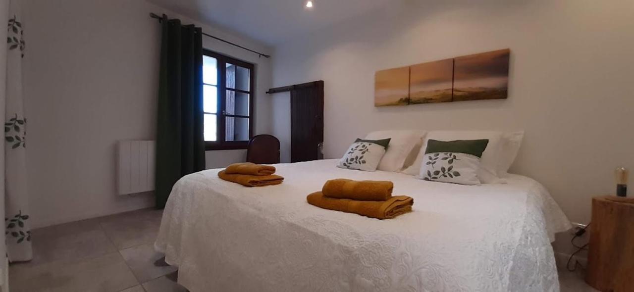 Forcal Apartment Forcalquier Bagian luar foto