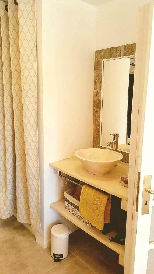 Forcal Apartment Forcalquier Bagian luar foto